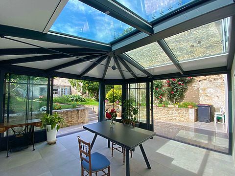 veranda 16 (charente) vue de l'intérieur