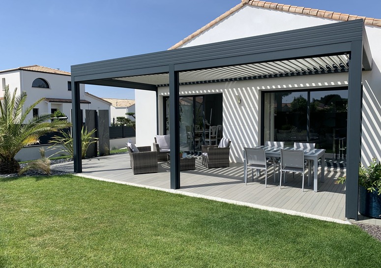 pergola bioclimatique aluminium à pornic