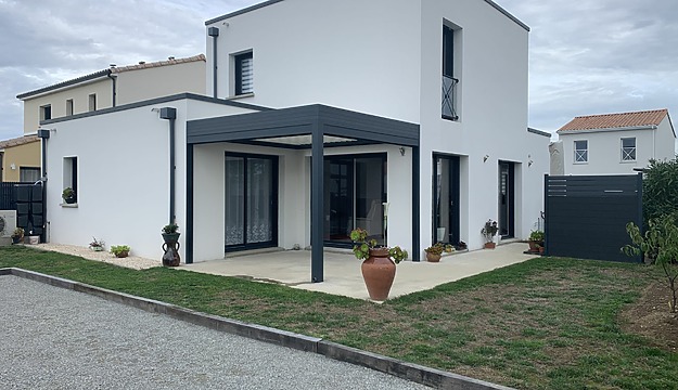 fabricant de pergola sur mesure en Loire atlantique