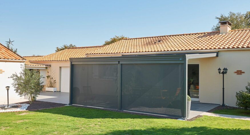 préau maison terrasse